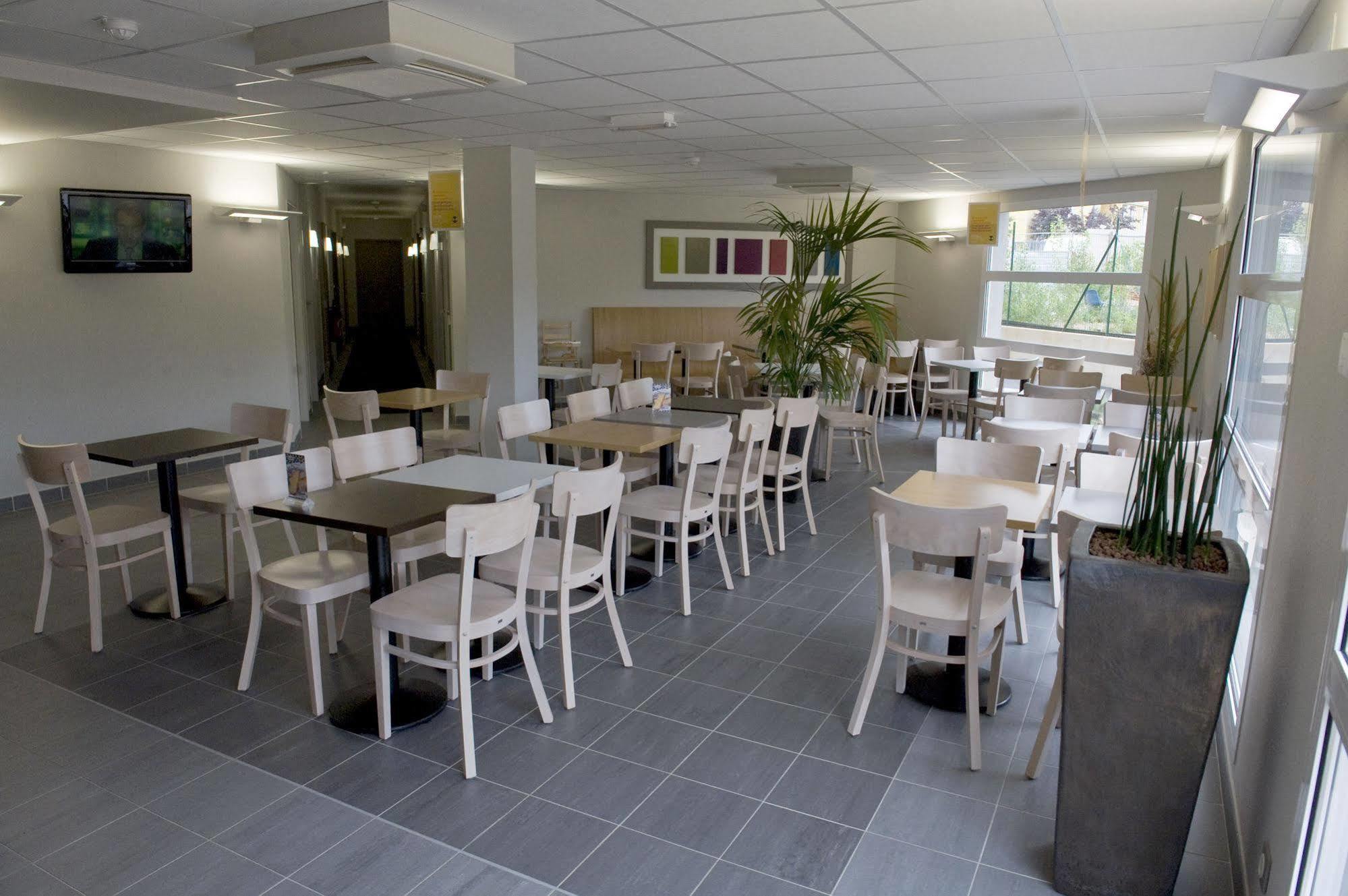 B&B Hotel Aix En Provence Le Tholonet Exterior foto